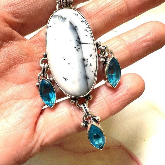 Silver Dendritic agate pendant necklace - Picture 5 of 12